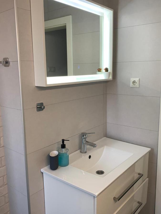 Abby Apartmentz Τούζλα Εξωτερικό φωτογραφία